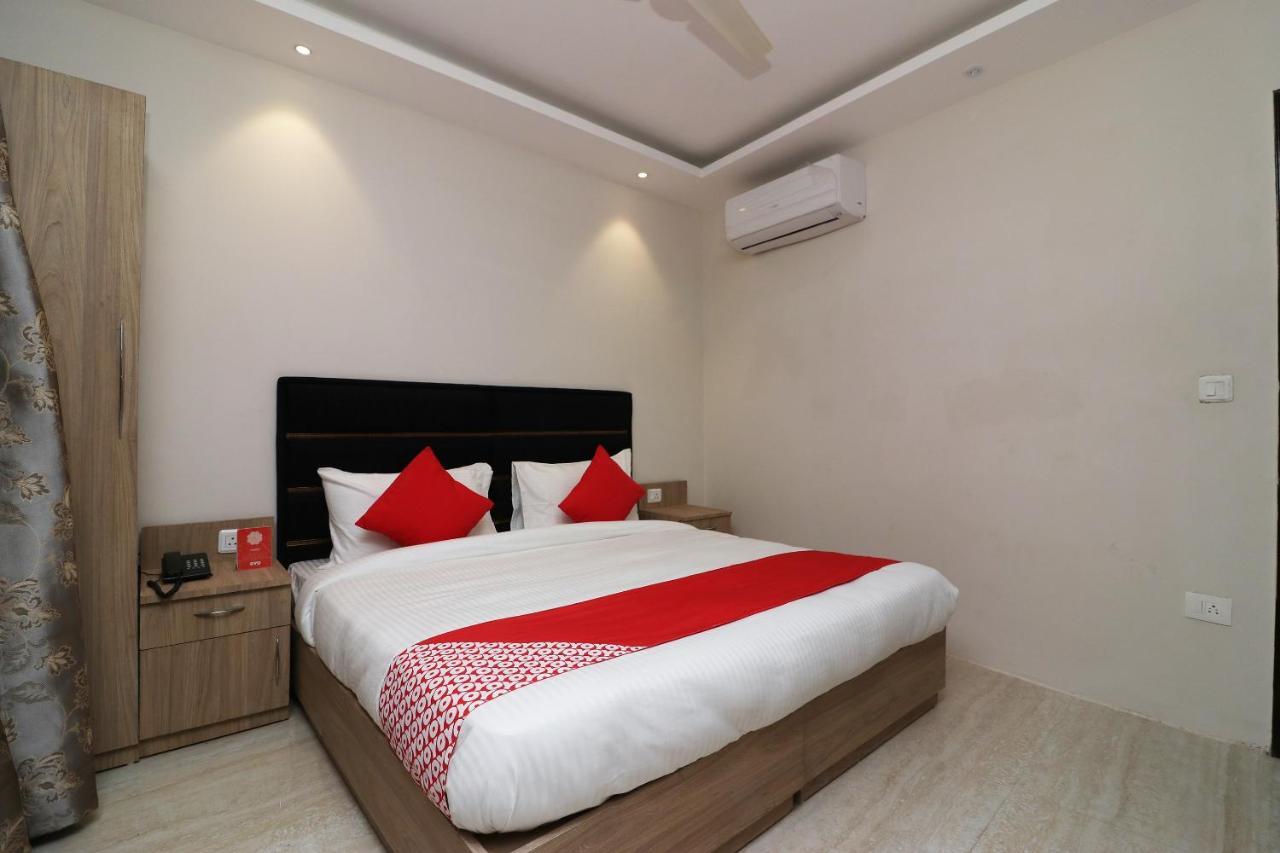Oyo 72937 Hotel Tyagraj Agra  Esterno foto
