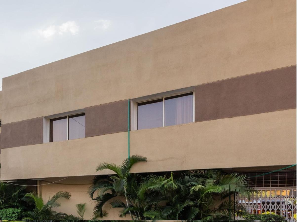 Oyo 72937 Hotel Tyagraj Agra  Esterno foto